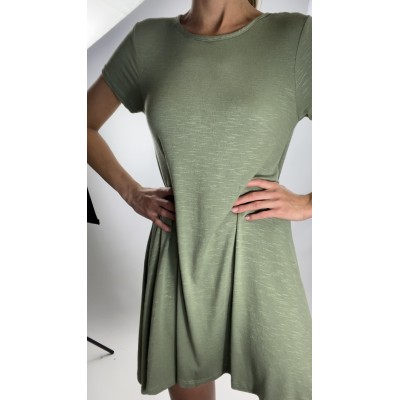 Trapezowa sukienka Urban Rose rozm. M