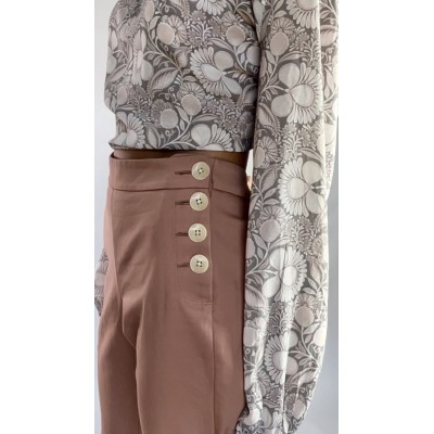 Łososiowe spodnie z guzikami Express rozm. M